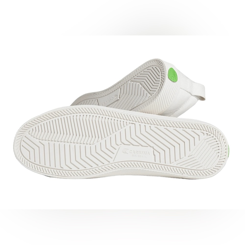 Cariuma OCA Low Off-White Canvas Sneakers Shoes - Picture 4 of 8